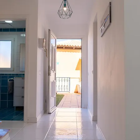 Stars Seaview Villa *